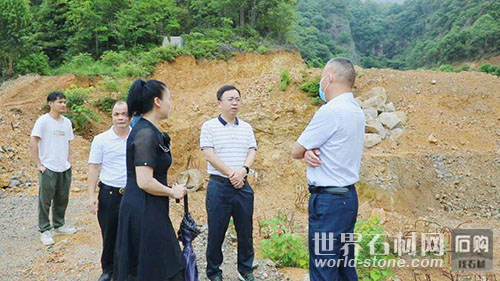 調(diào)研廢棄礦山