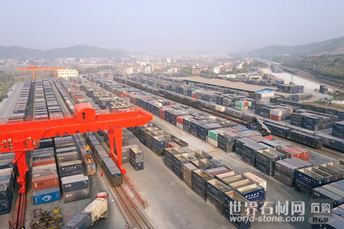 賀州市鐘山鐵路貨場