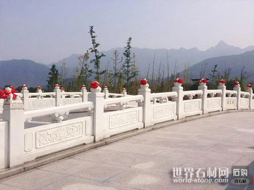 景區漢白玉欄桿